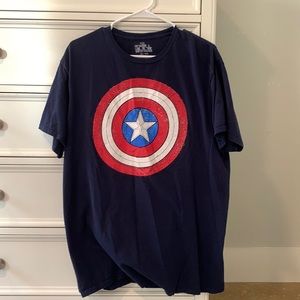 Captain America t-shirt